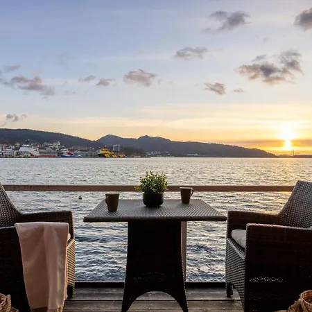 شقة Heimby Homes - Seaside Balcony