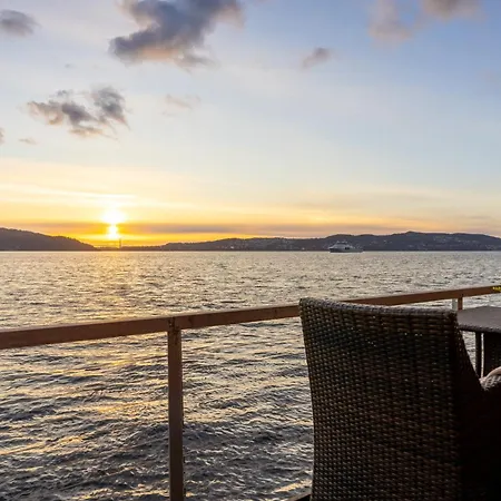 Апартаменты Heimby Homes - Seaside Balcony *